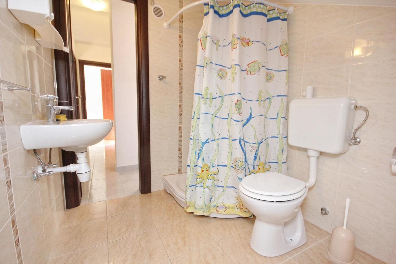 Apartments By The Sea Vlasici, Pag - 9324 Екстериор снимка