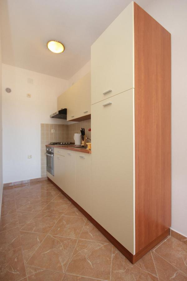 Apartments By The Sea Vlasici, Pag - 9324 Екстериор снимка