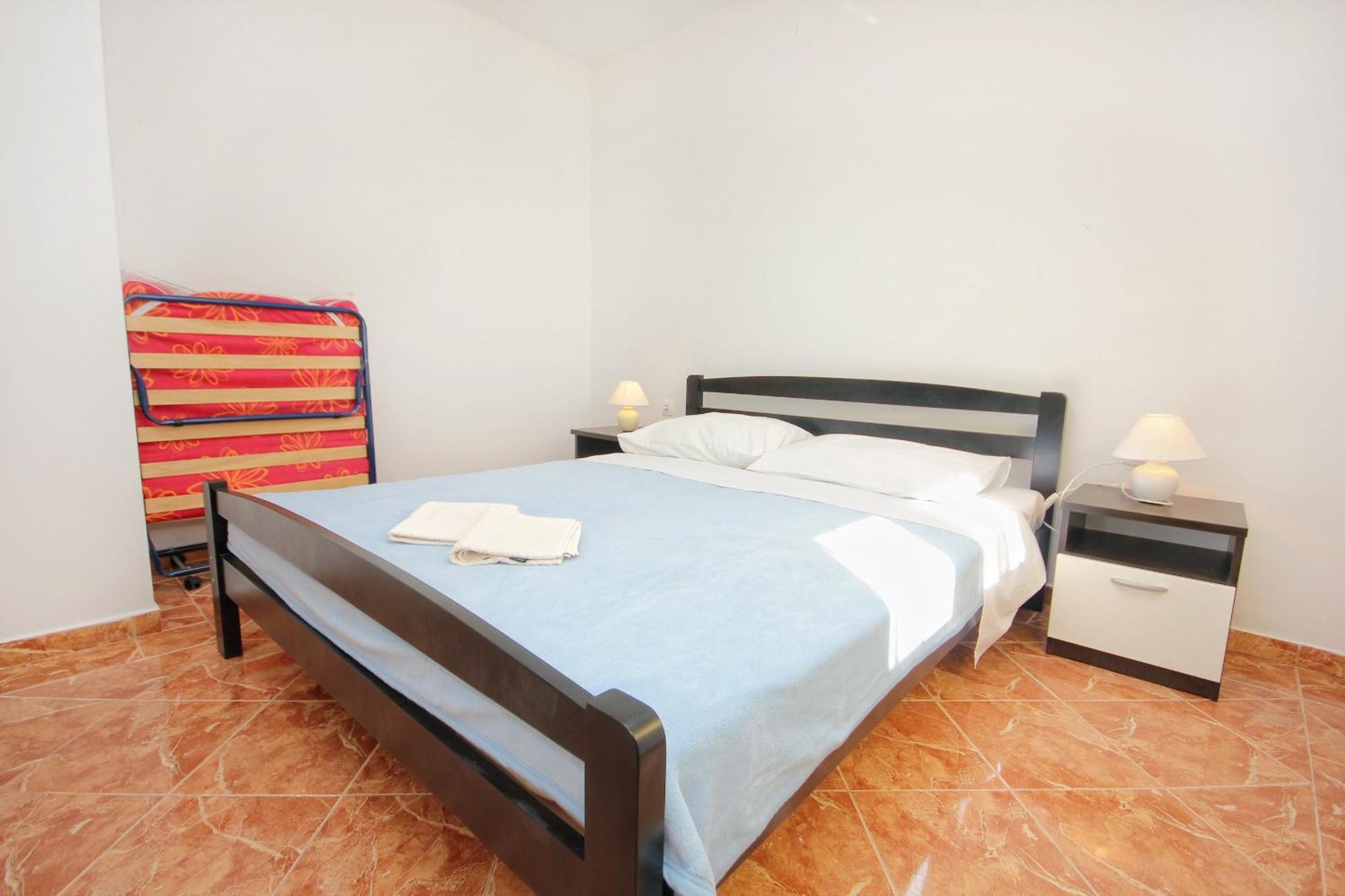 Apartments By The Sea Vlasici, Pag - 9324 Стая снимка