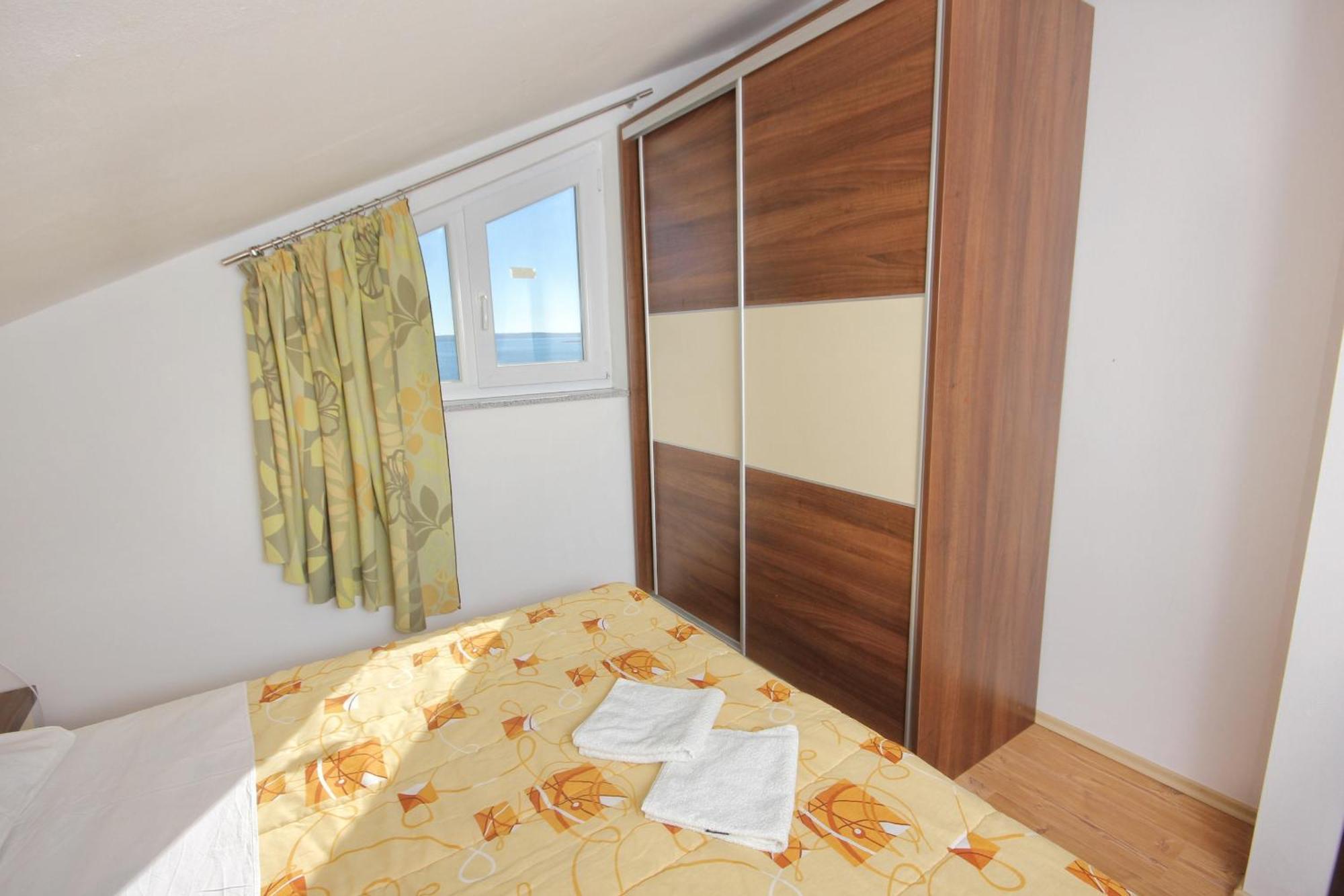 Apartments By The Sea Vlasici, Pag - 9324 Стая снимка