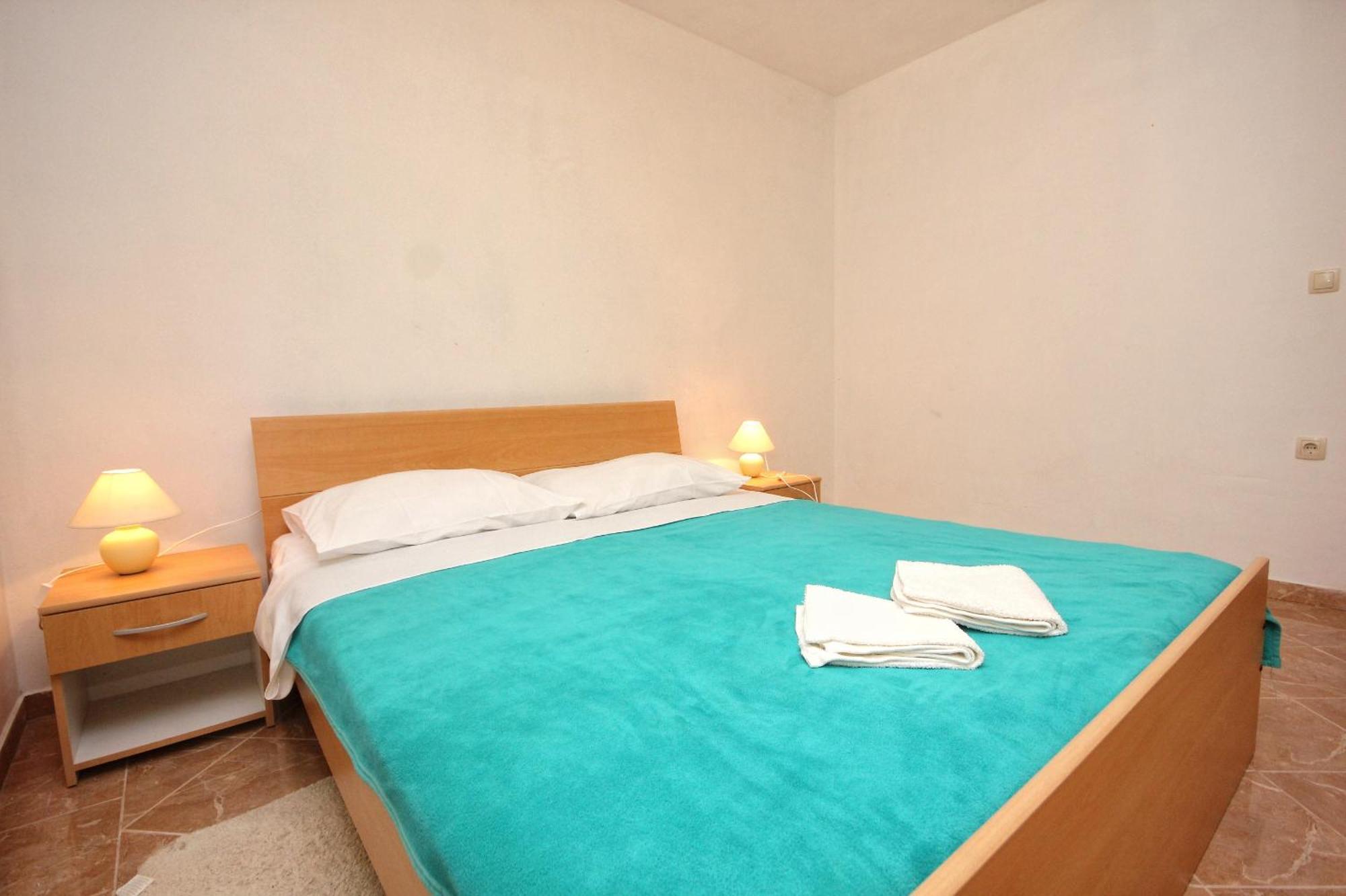 Apartments By The Sea Vlasici, Pag - 9324 Стая снимка